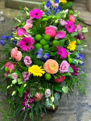 Coffin Spray: Very Vibrant & Colourful