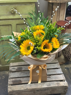 The Bluebell ‘Sunflowers’ Bouquet