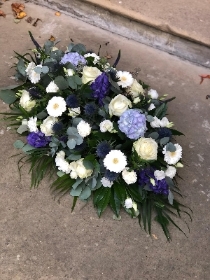 Coffin spray : Blue and Ivory