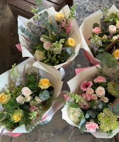The Bluebell Florist Choice Box Bouquet
