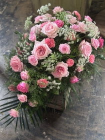 Coffin Spray: Pretty pinks